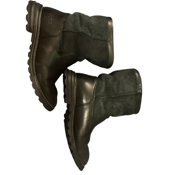 UGG Australia Black Leather Sheepskin Lined Boots - Winter - Size - Picture 6 of 7